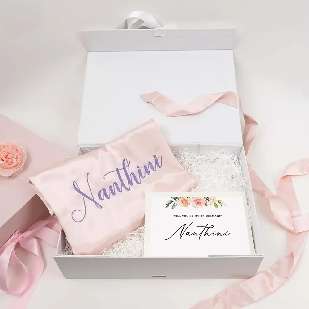 Bridesmaid Invitation Boxes1 (1)