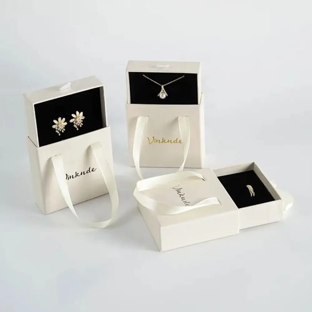 Custom Ring Boxes1 (1)