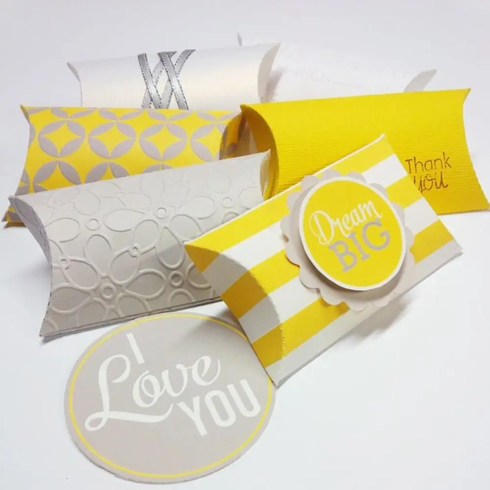 Custom Small Pillow Boxes2 (1)
