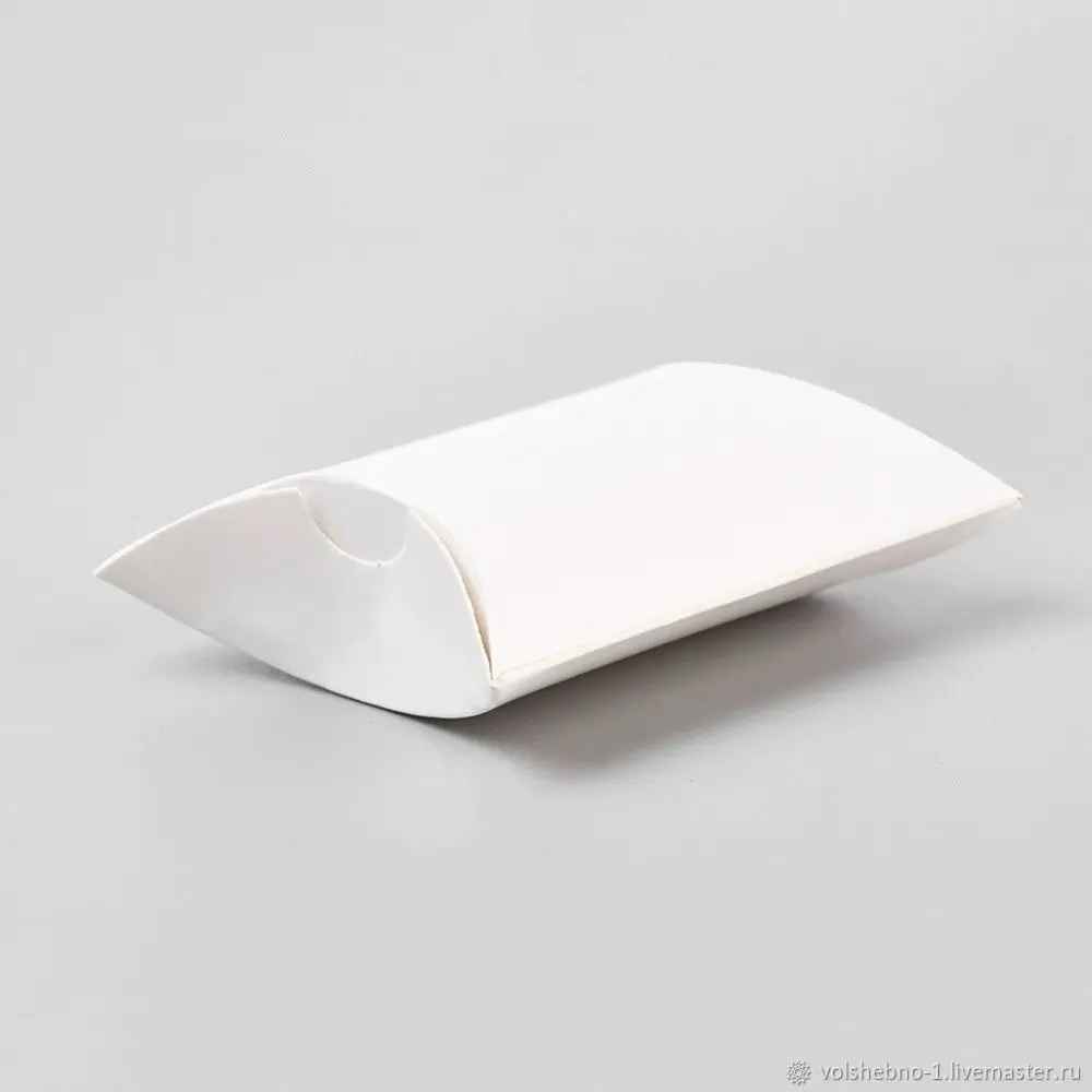 White Pillow Box3